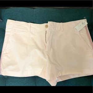 GAP shorts